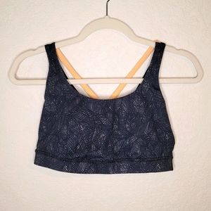 Lululemon crossback sports bra size L